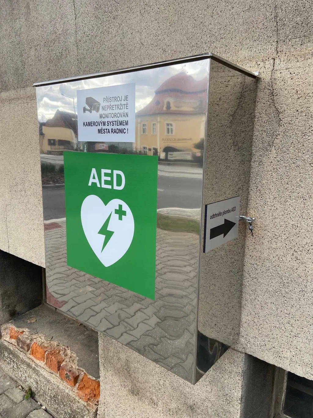 Vše o AED defibrilátorech